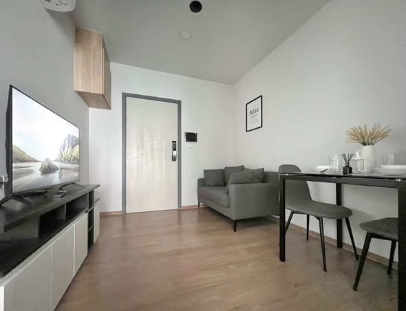 living room and room interior of Chewathai Pinklao | ชีวาทัย ปิ่นเกล้า