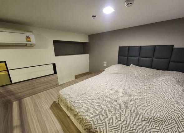 bedroom of Chewathai Residence Asoke
