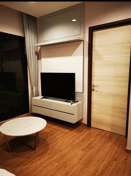 bedroom and room interior of Chewathai Residence Bang Pho
