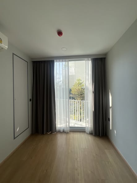 bedroom and room interior of Chewathai Residence Thong Lo