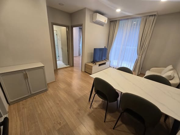 room interior of Chewathai Residence Thong Lo
