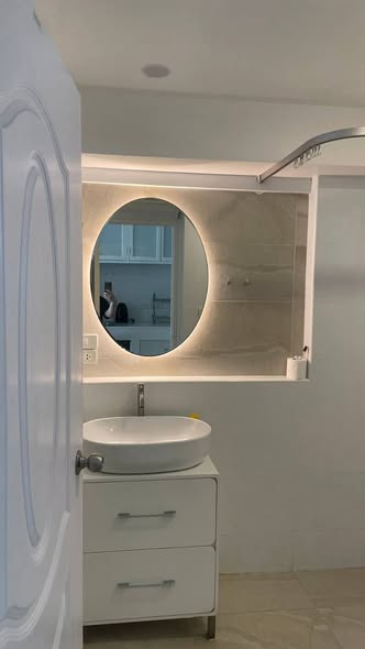 bathroom of Chom Doi Condominium