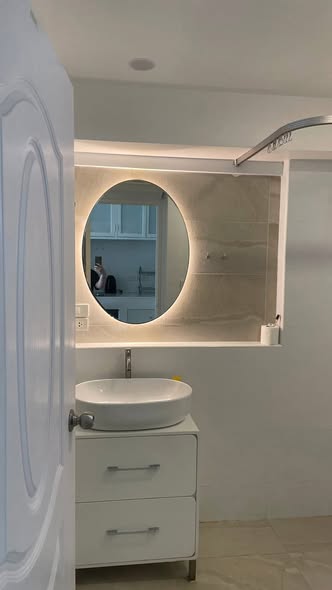 bathroom of Chom Doi Condominium