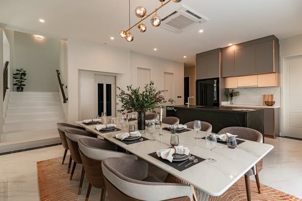 kitchen of Cinq Royal Krungthep Kreetha
