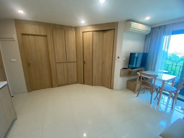 bedroom and room interior of City Garden Tropicana Condominium : ซิตี้ การ์เด้น ทรอปิคาน่า คอนโดมิเนียม
