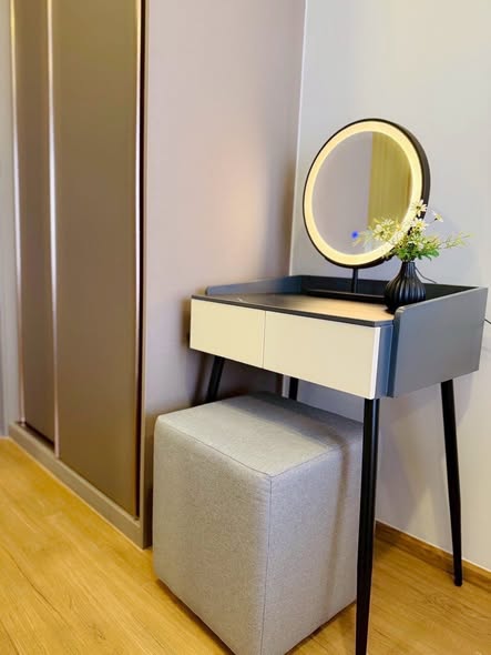 room interior and bathroom of CLOUD Thonglor-Phetchaburi