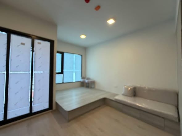 room interior of COBE Kaset-Sripatum (โค้บบ์ เกษตร-ศรีปทุม)