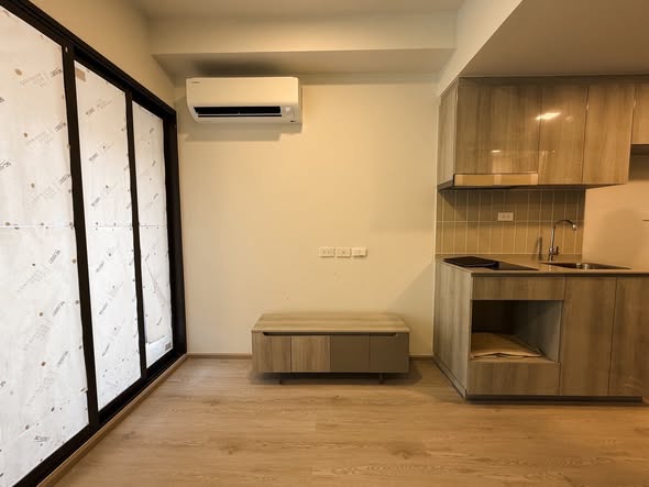 room interior of COBE Kaset-Sripatum (โค้บบ์ เกษตร-ศรีปทุม)