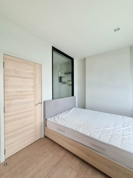 bedroom and room interior of COMMON TU