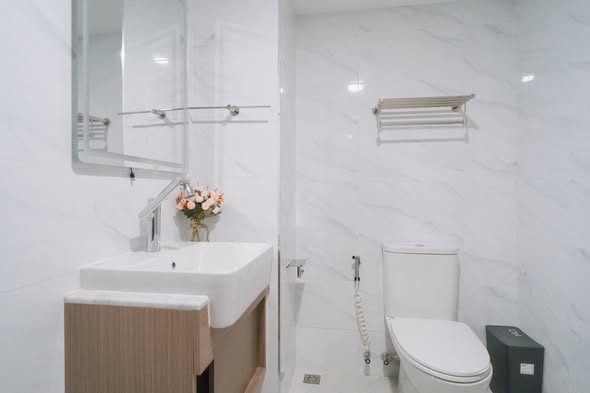 bathroom of Condo One SIAM