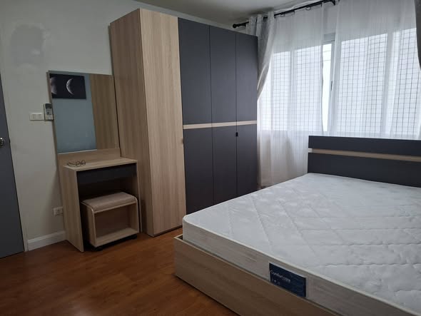 bedroom of Condo One SIAM