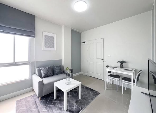 living room of Condo The Cache Rama 3 – Samrong