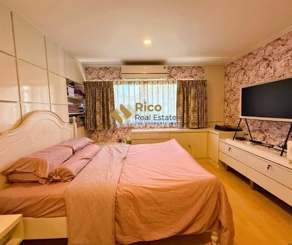 bedroom of Condolette Dwell Sukhumvit 26