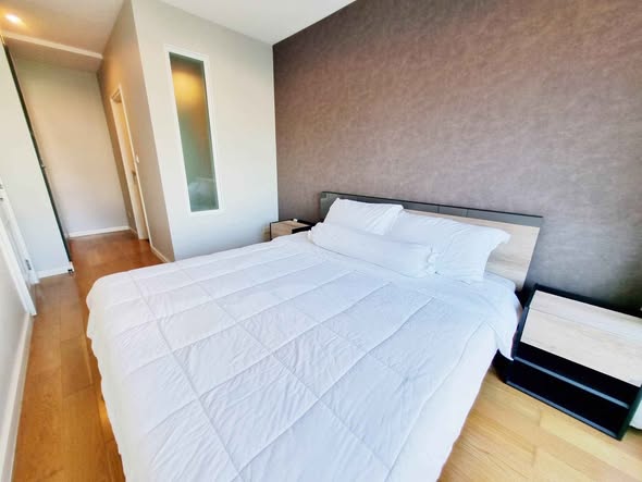 bedroom of Condolette Dwell Sukhumvit 26