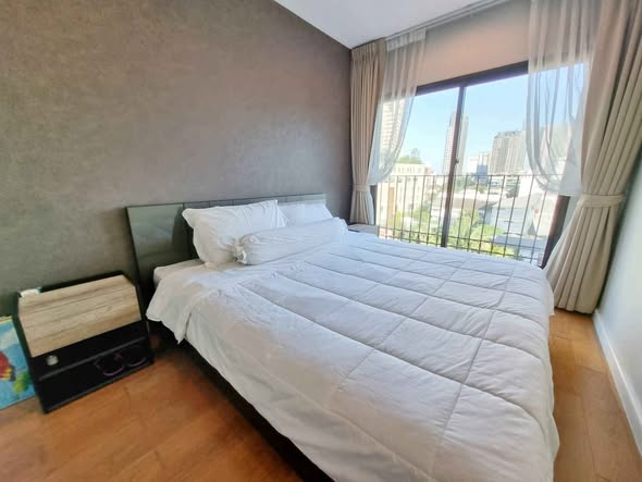 bedroom of Condolette Dwell Sukhumvit 26