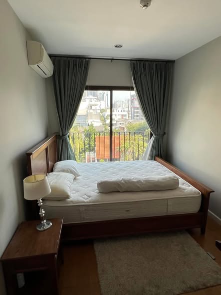 bedroom of Condolette Dwell Sukhumvit 26