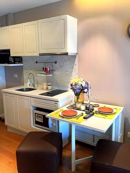 kitchen of Condolette Dwell Sukhumvit 26