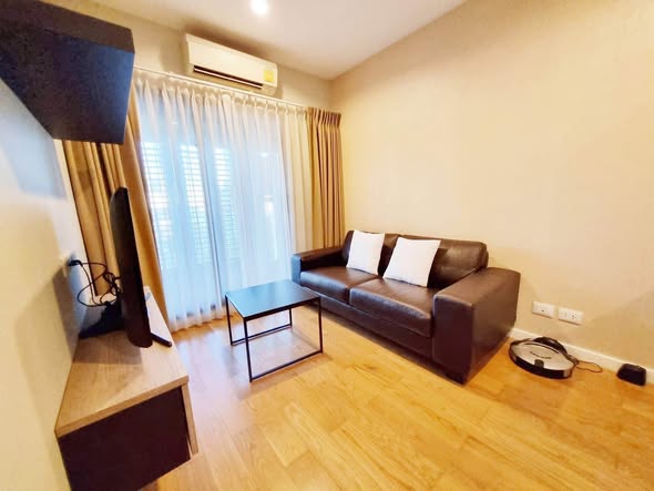 living room and bedroom of Condolette Dwell Sukhumvit 26