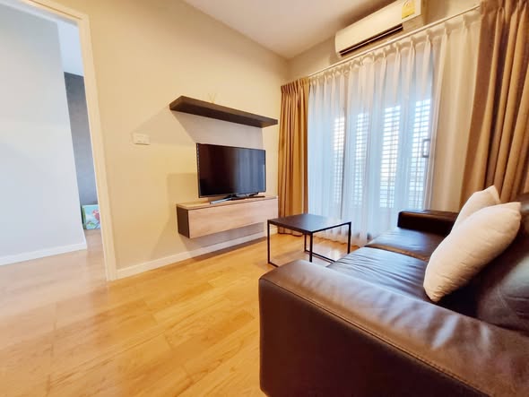 living room and room interior of Condolette Dwell Sukhumvit 26