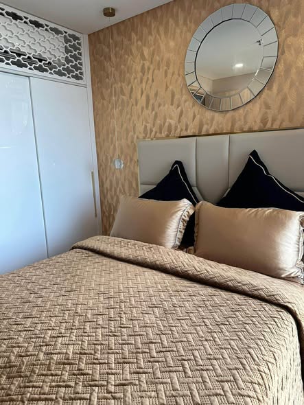 bedroom and bathroom of Copacabana Beach Jomtien