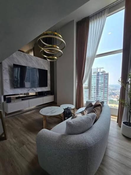 bedroom and living room of Culture Thonglor