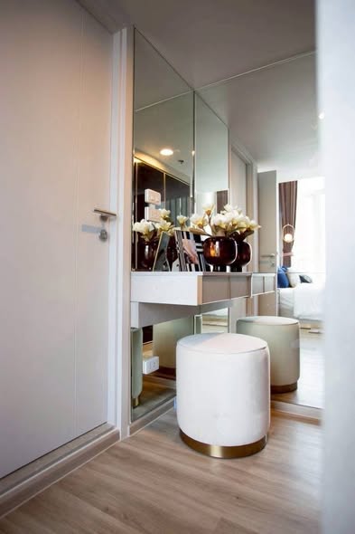 living room and room interior and bathroom of Culture Thonglor