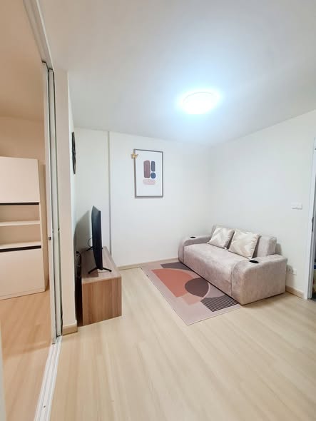 bedroom and living room of D Condo Ramkamhaeng 9