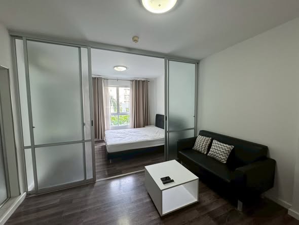 bedroom and room interior of D Condo Sukhumvit 109