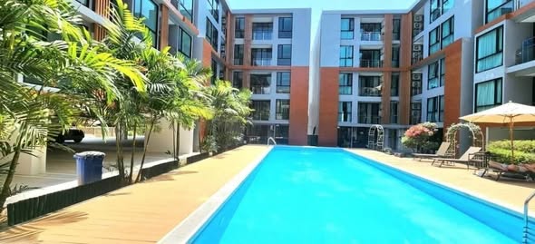 pool of มหิดลคอนโด D