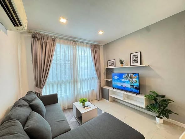 bedroom and living room of D Vieng Santitham