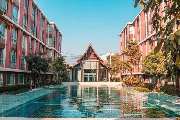 pool of D Vieng Santitham