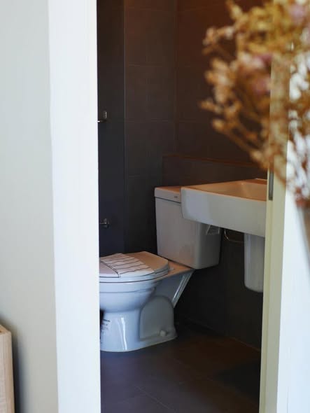 bathroom of ดีคอนโด แคมปัส รีสอร์ท บางนา : dcondo Campus Resort Bangna