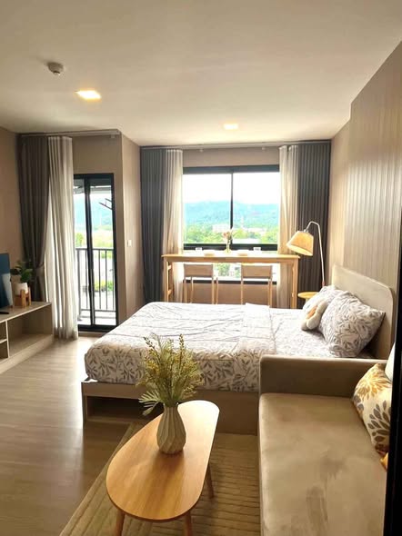 bedroom of dcondo Reef Phuket