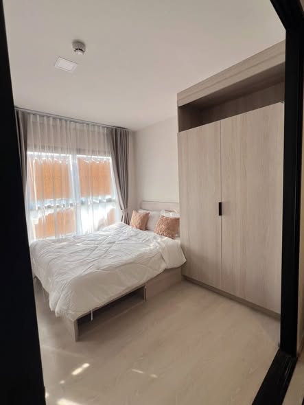 bedroom and room interior of dcondo Shine Rangsit