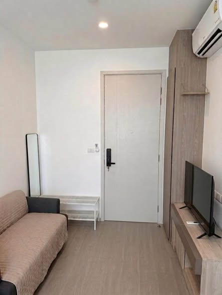 bedroom of De Lapis Charan 81 by Grand Unity