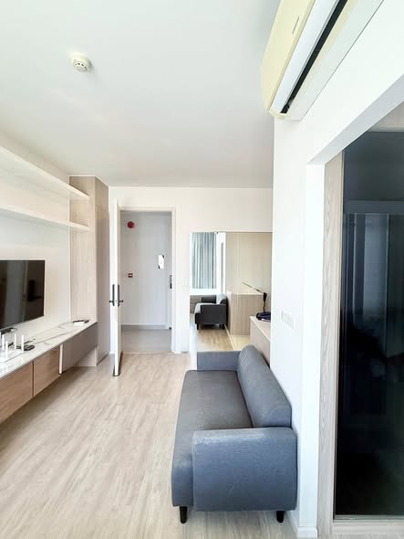 living room and room interior of De Lapis Charan 81 by Grand Unity
