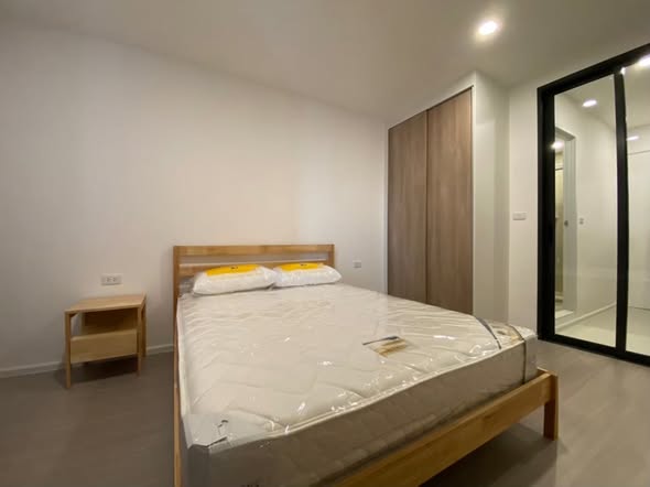 bedroom and room interior of DENIM Jatujak