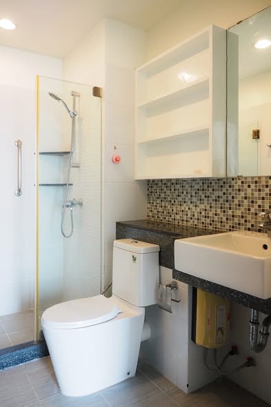 bathroom of Diamond Sukhumvit