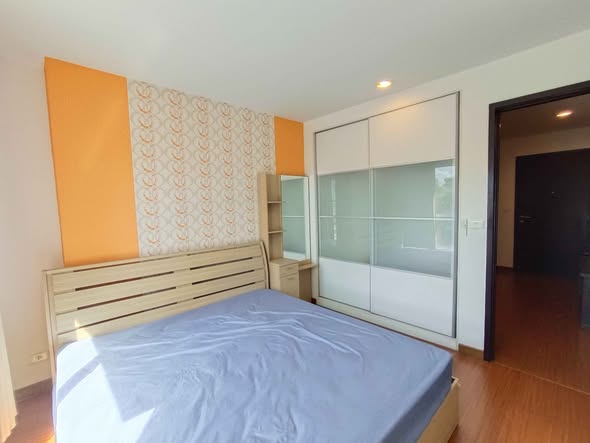bedroom and room interior of Diamond Sukhumvit