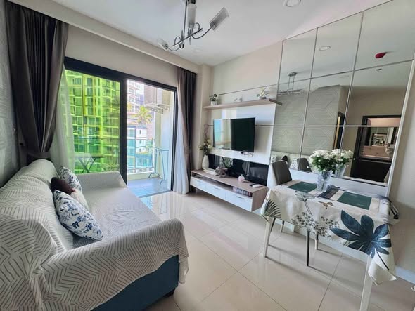 bedroom of Dusit Grand Condo View