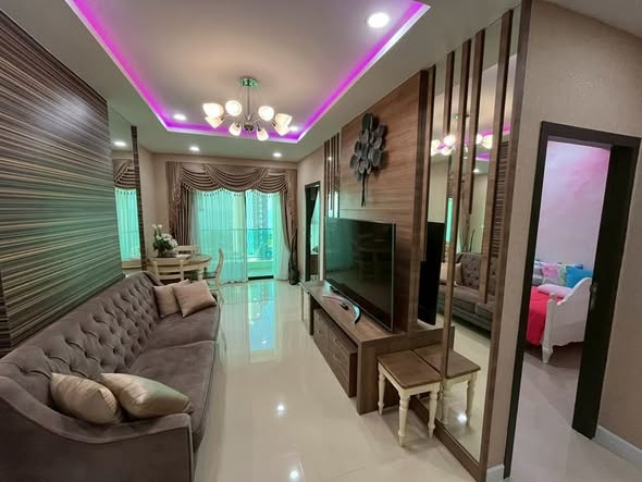 bedroom and living room of Dusit Grand Condo View