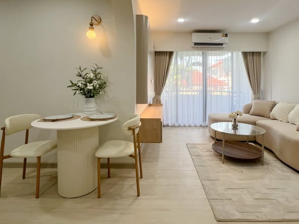 living room of Eastwood Park Condominium
