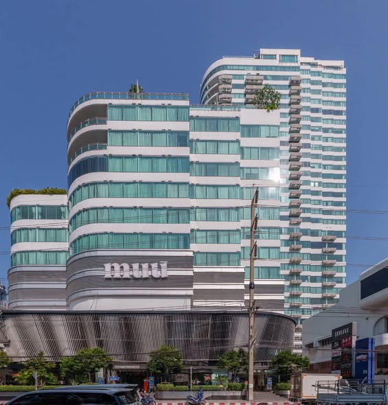 Eight Thonglor Residence