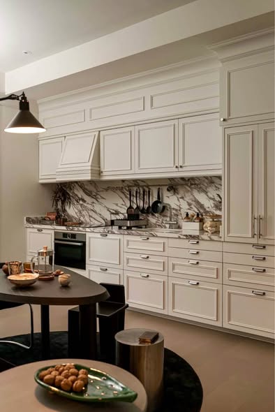kitchen of Eight Thonglor Residence