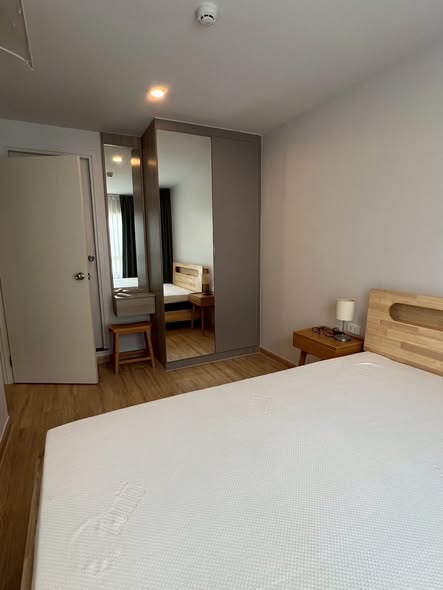 bedroom of Elio Del Moss Phaholyothin