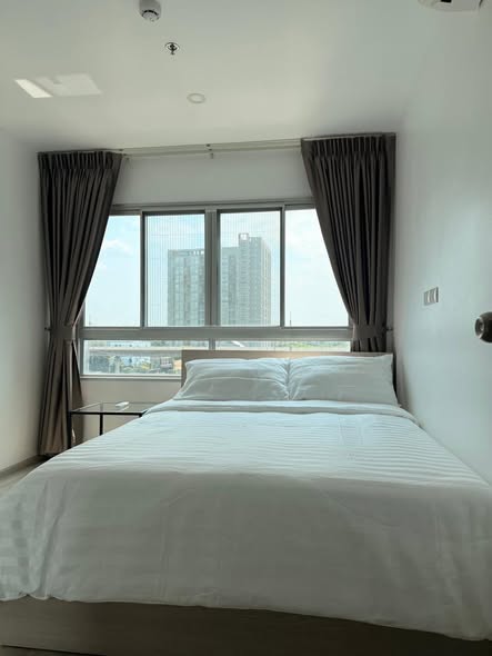 bedroom of Elio Sathorn-Wutthakat