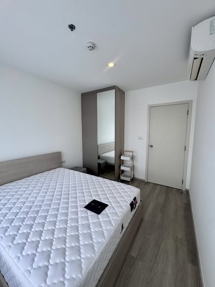bedroom of Elio Sathorn-Wutthakat