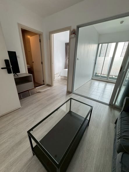 living room and room interior of Elio Sathorn-Wutthakat