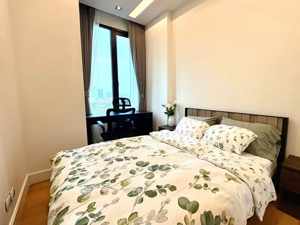 bedroom of Equinox Phahol Vibha