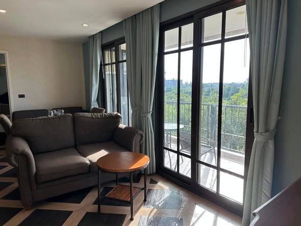living room and bedroom and room interior of Espana Condo Resort Pattaya